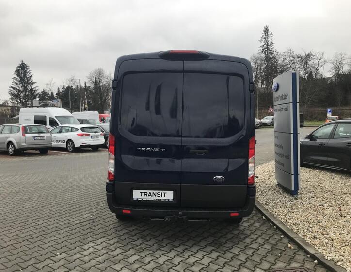Ford Transit 7