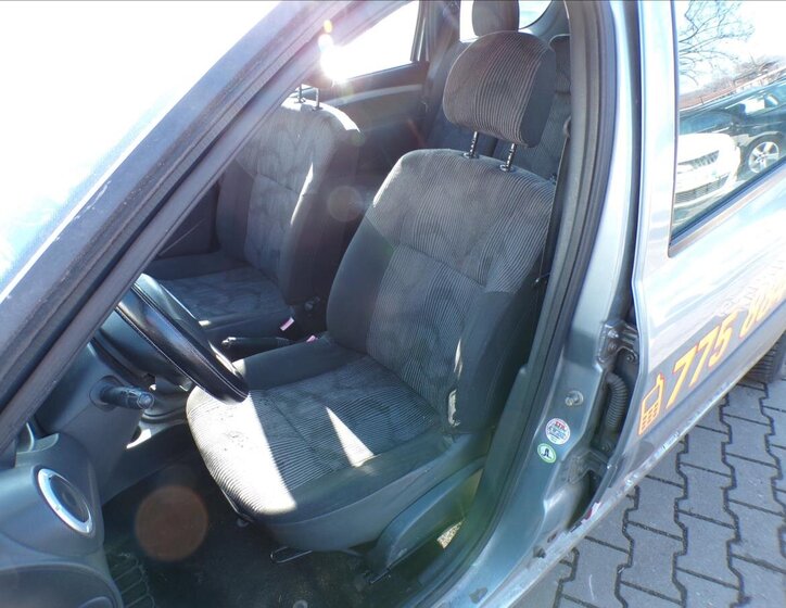 Dacia Logan Kombi 1,6 l 64 kw