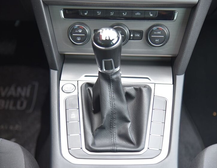 Volkswagen Passat Kombi 2,0 l 110 kw