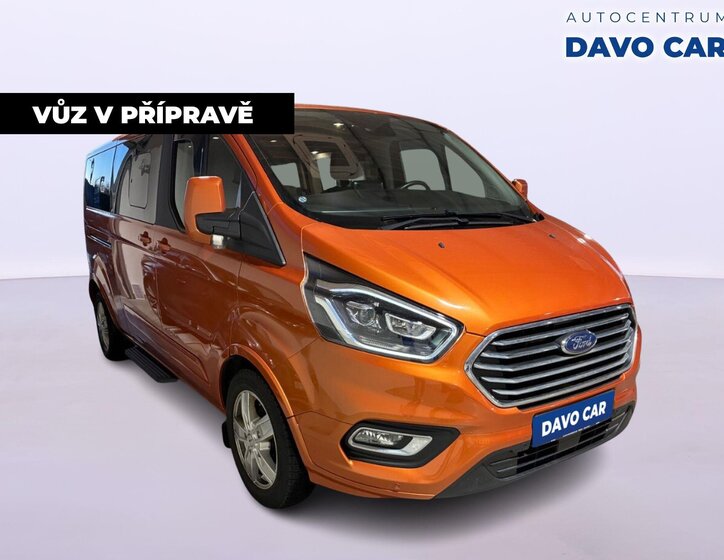 Ford Tourneo Custom VAN / Minibus 2,0 l 136 kw