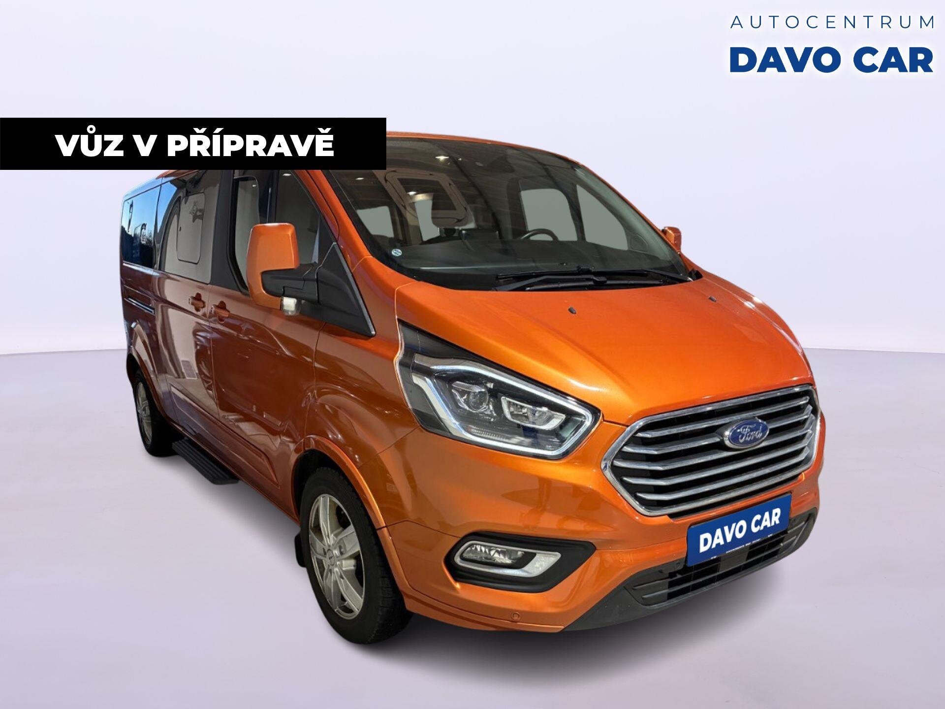 Ford Tourneo Custom VAN / Minibus 2,0 l 136 kw