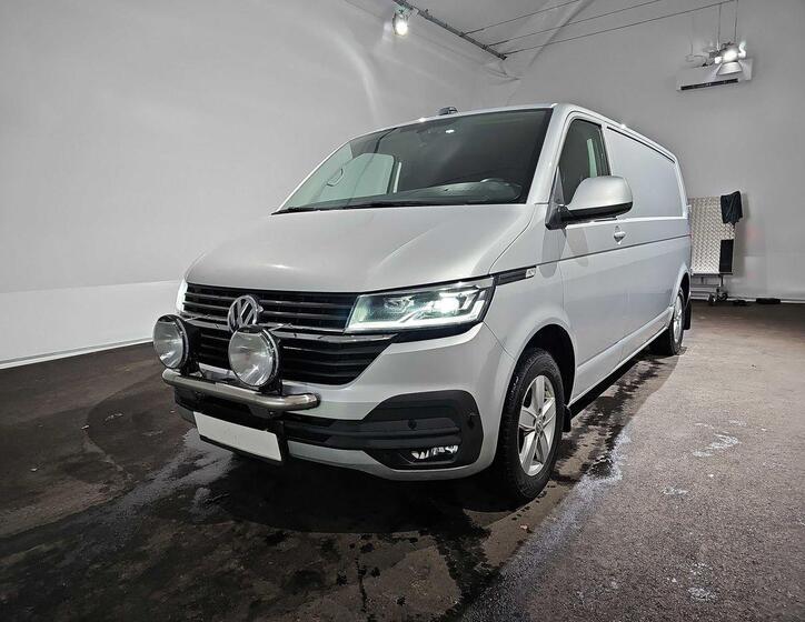 Volkswagen Transporter 1