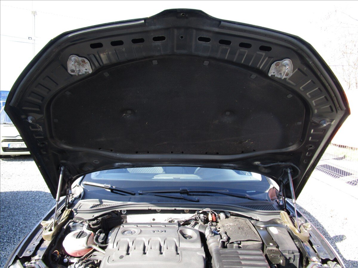 Škoda Superb Kombi 2,0 l 110 kw