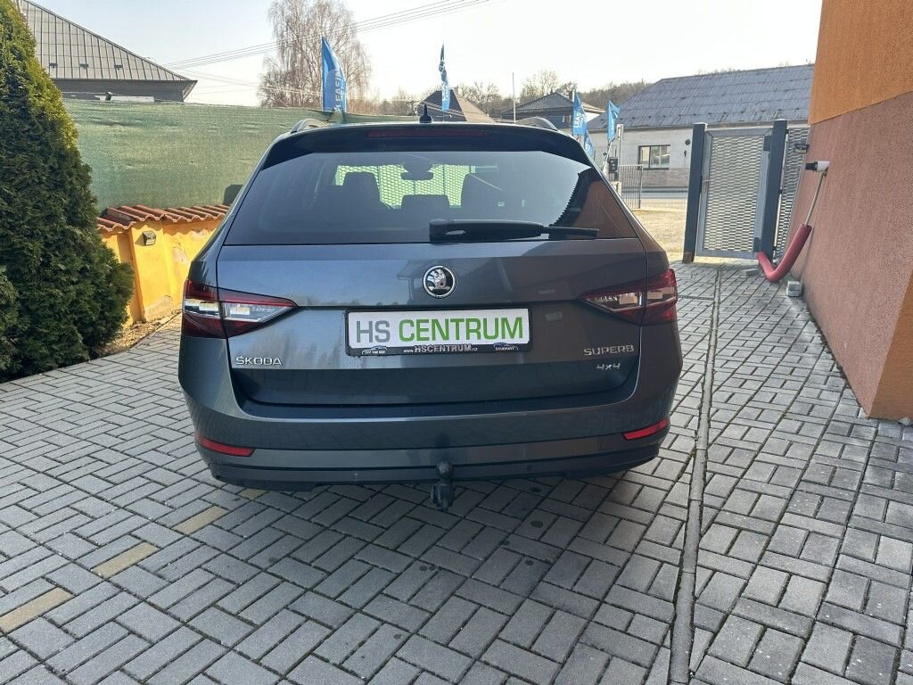 Škoda Superb Kombi 2,0 l 140 kw