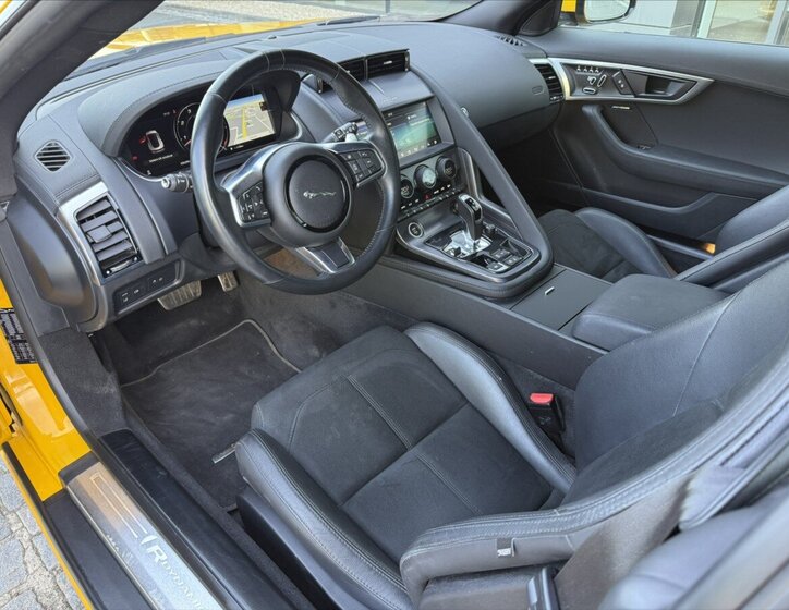 Jaguar F-Type Kupé 5,0 l 331 kw