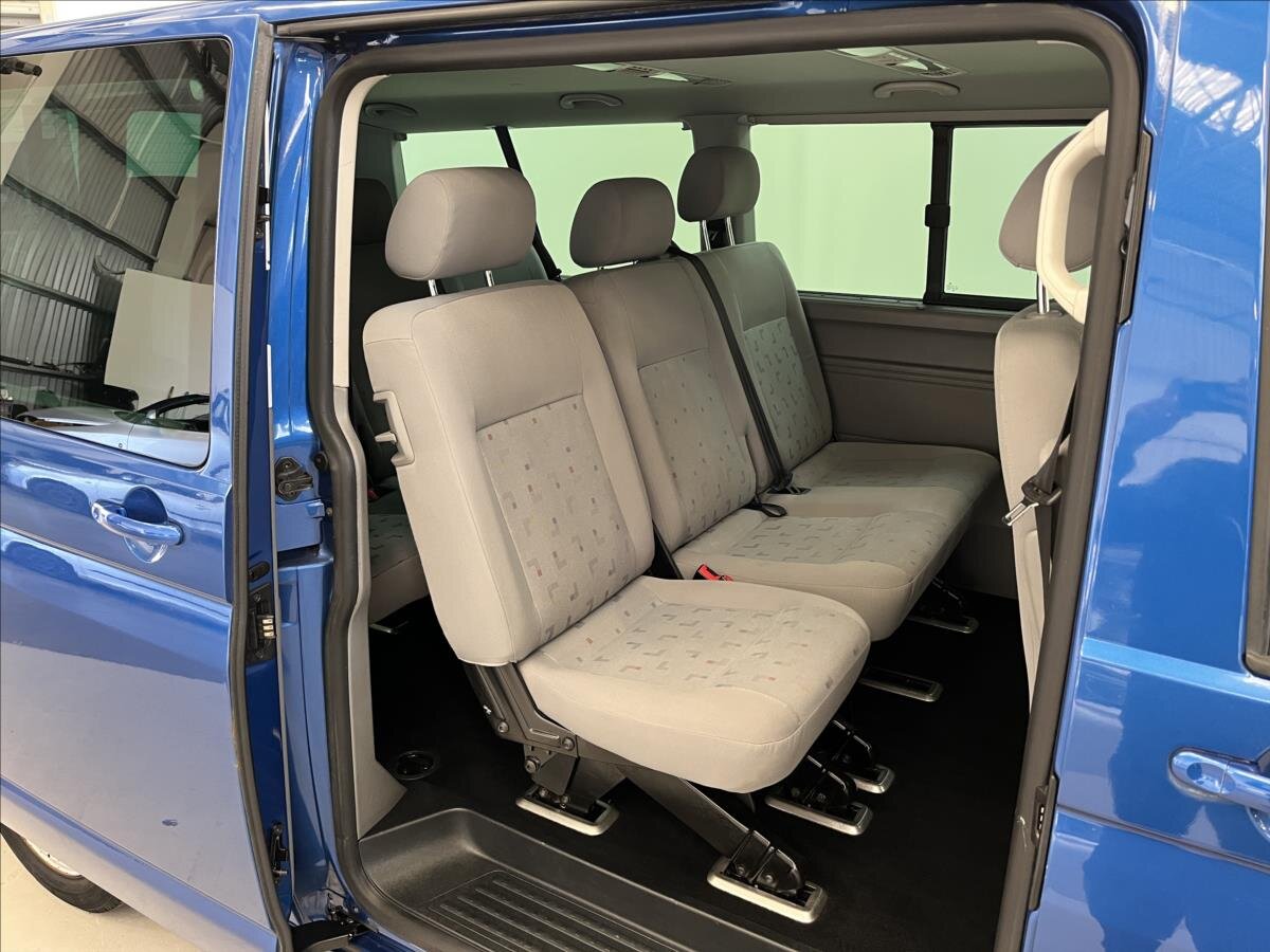 Volkswagen Caravelle Kombi 2,0 l 85 kw