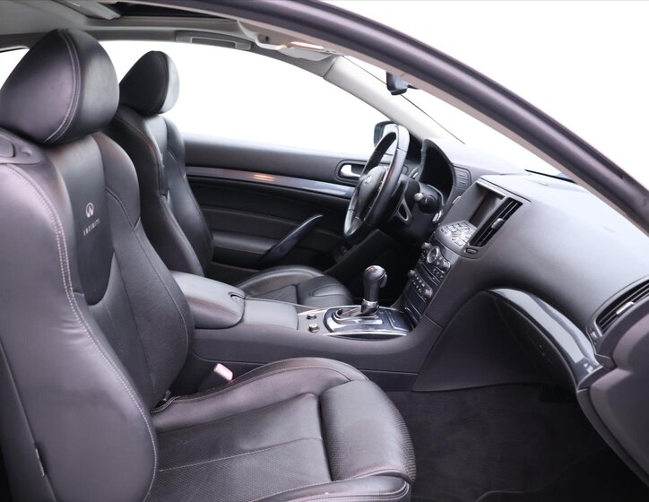 Infiniti G37 12