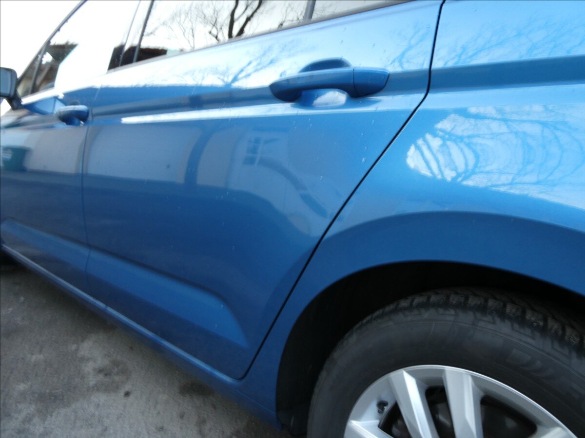 Volkswagen Touran MPV 1,2 l 81 kw