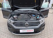 Volkswagen T-Roc SUV / Terénní 1,5 l 110 kw