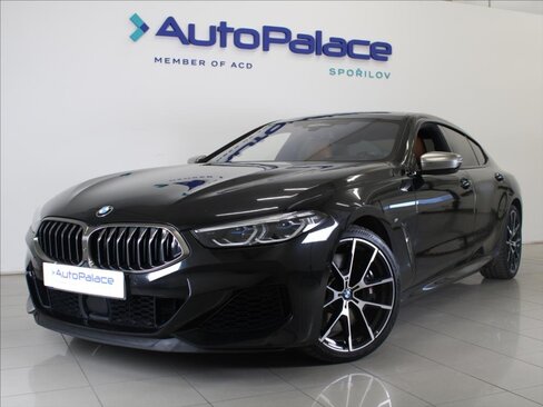 BMW Řada 8 Kupé 4,4 l 390 kw
