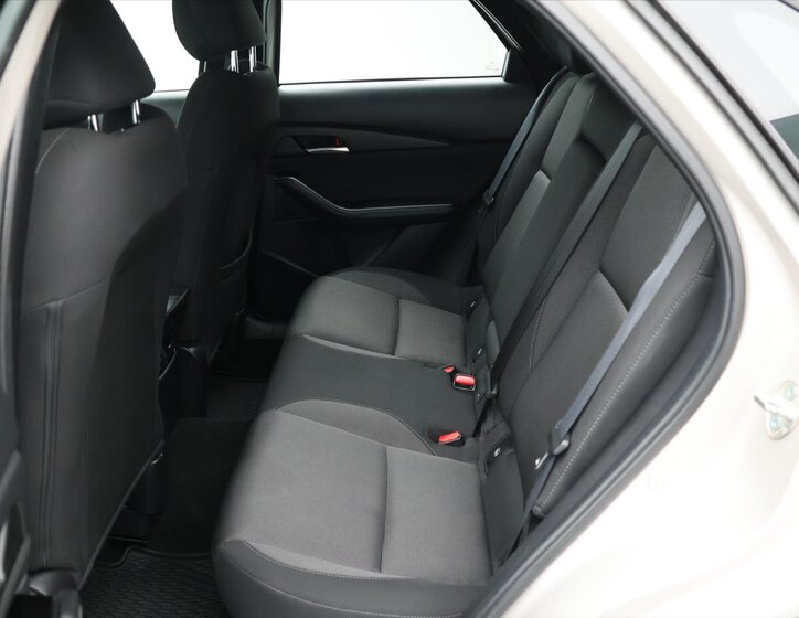 Mazda CX-30 SUV / Terénní 2,0 l 110 kw