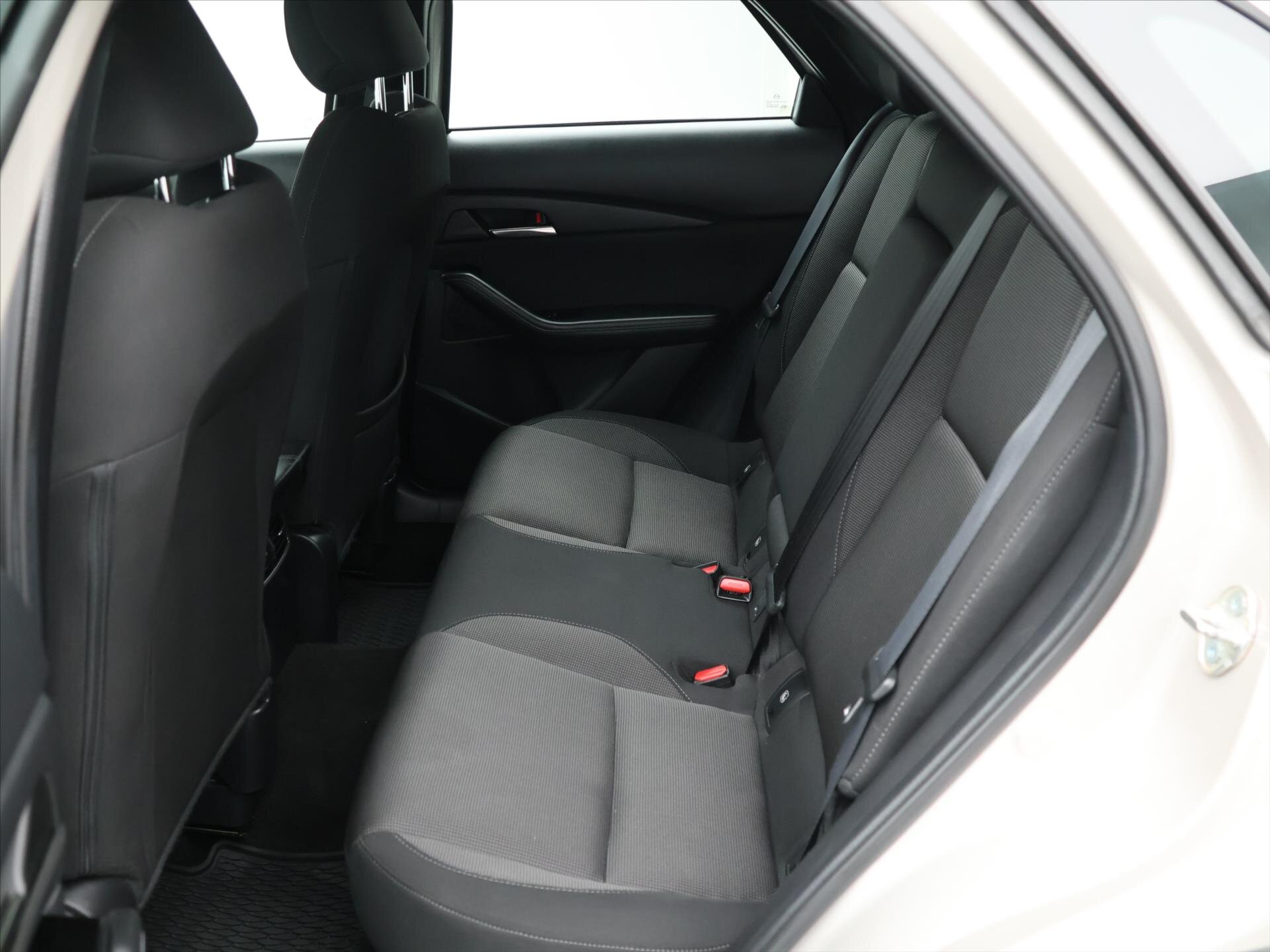 Mazda CX-30 SUV / Terénní 2,0 l 110 kw