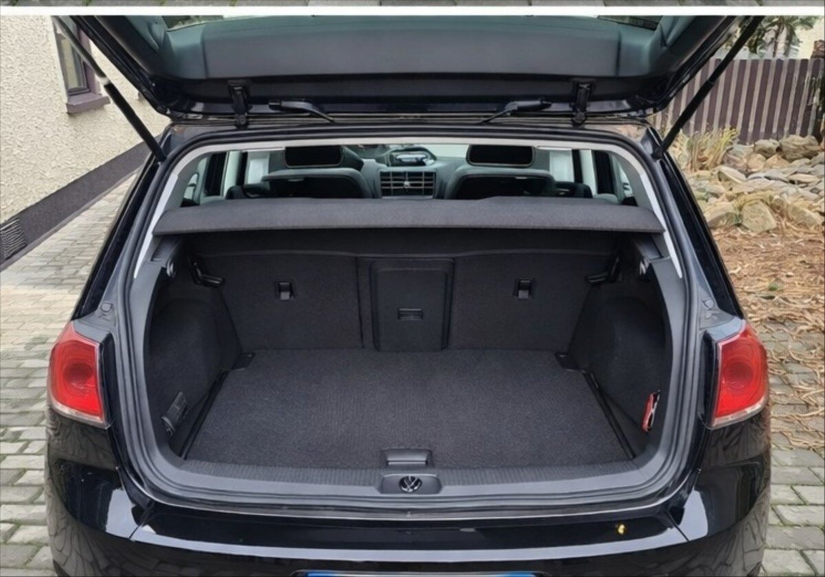 Volkswagen Golf Hatchback 0,0 0