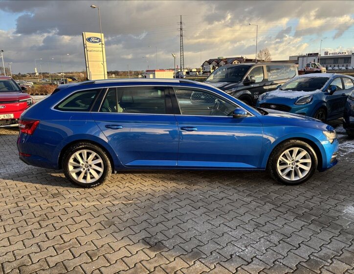 Škoda Superb Kombi 2,0 l 110 kw