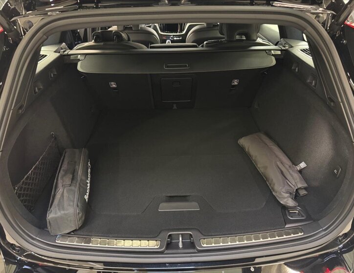 Volvo V60 Kombi 2,0 l 145 kw