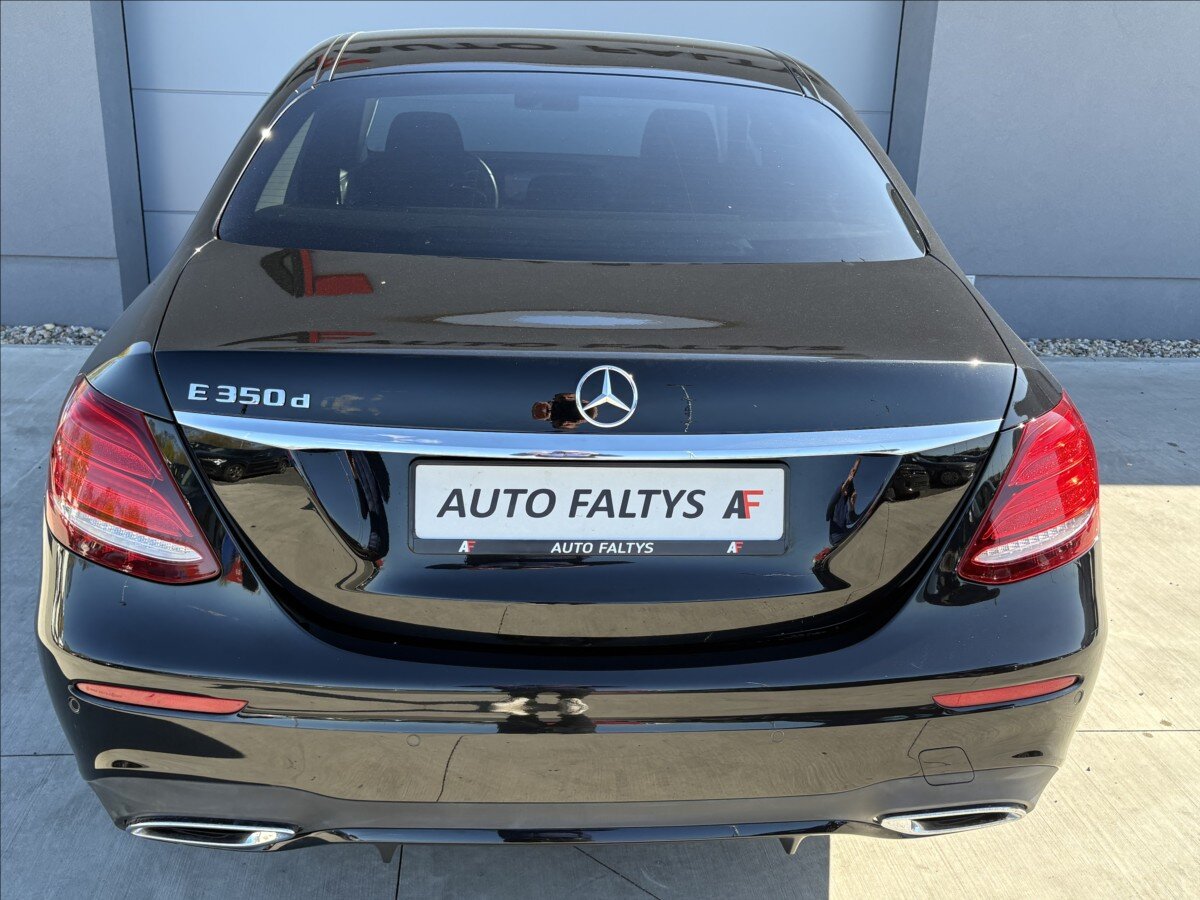 Mercedes-Benz Třídy E Sedan / Limuzína 3,0 l 190 kw