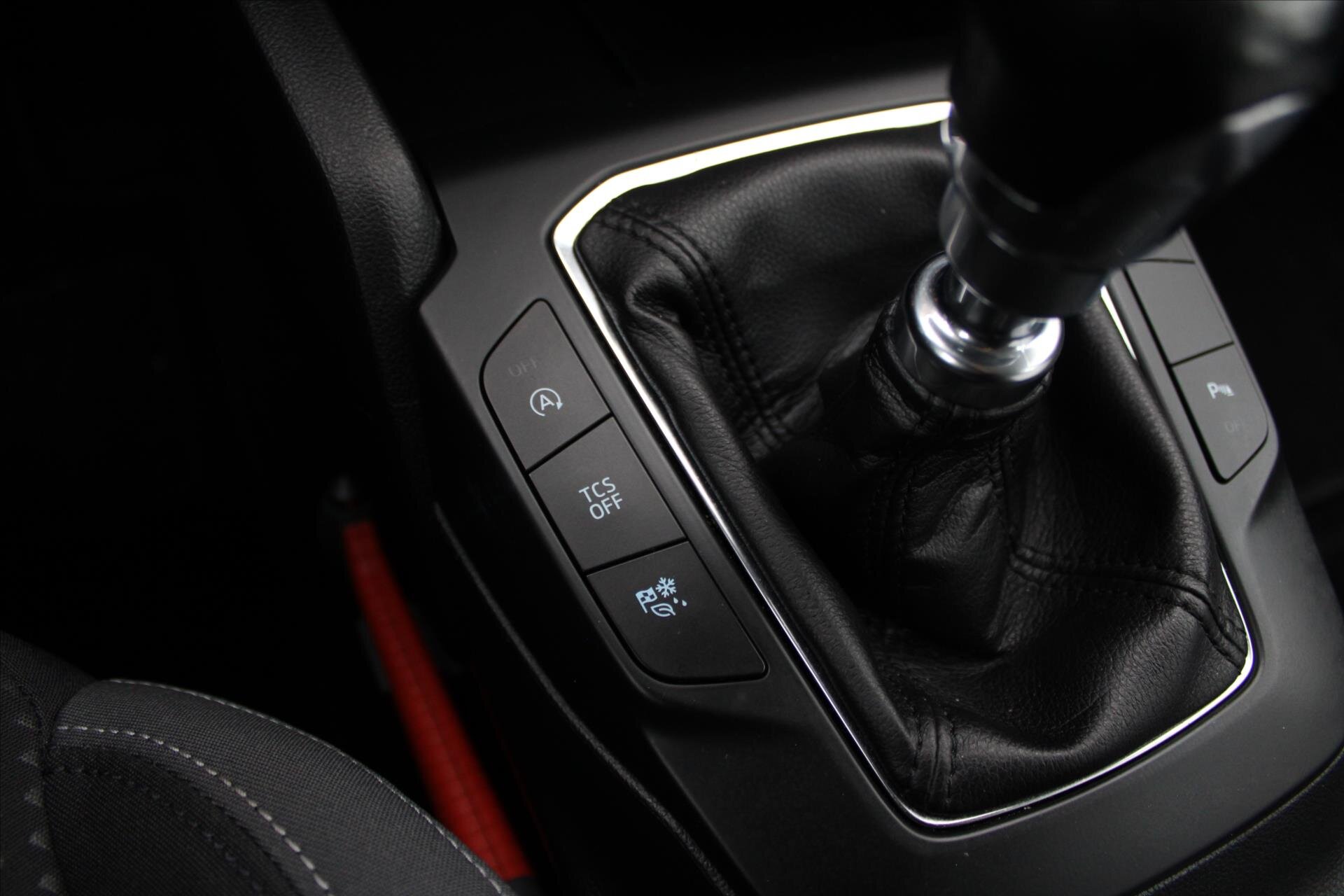 Ford Focus Kombi 999,0 74 kw