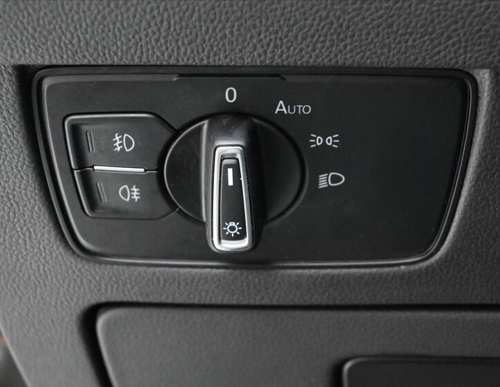 Volkswagen Passat Kombi 2,0 l 90 kw