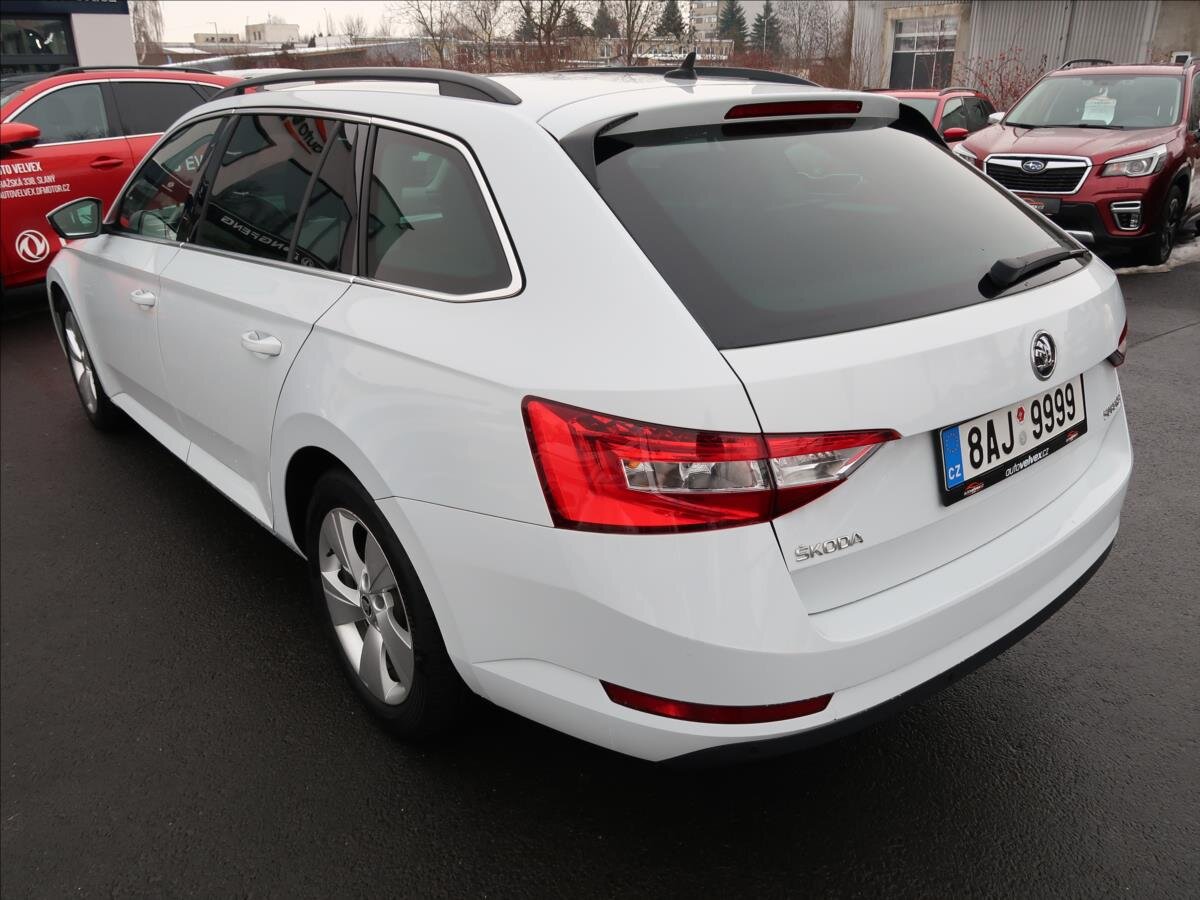 Škoda Superb Kombi 2,0 l 110 kw
