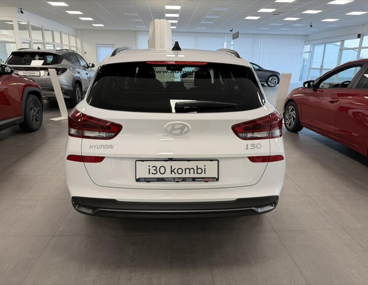 Hyundai i30 Kombi 998,0 85 kw