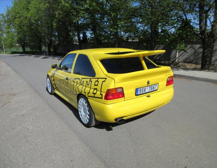 Ford Escort Hatchback 2,0 l 235 kw
