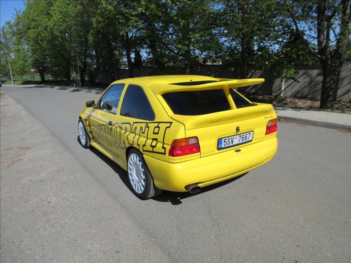 Ford Escort Hatchback 2,0 l 235 kw