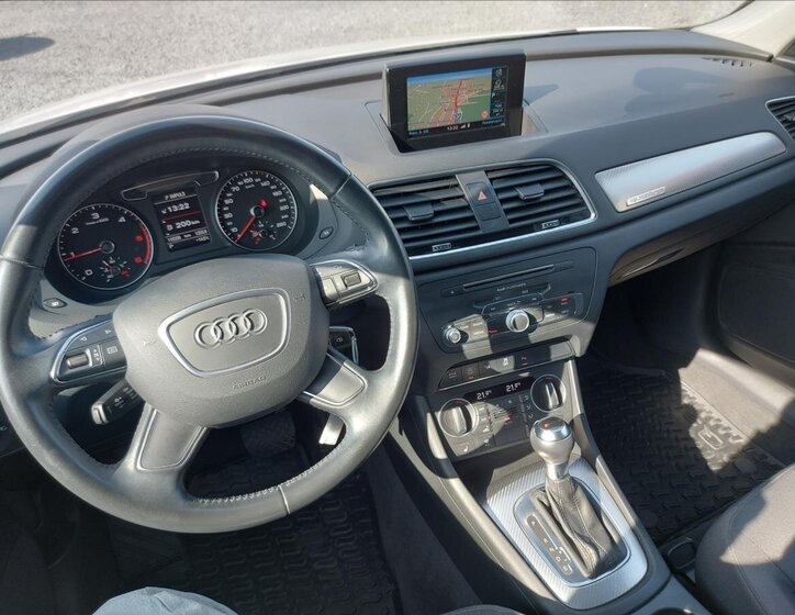 Audi Q3 SUV / Terénní 2,0 l 110 kw