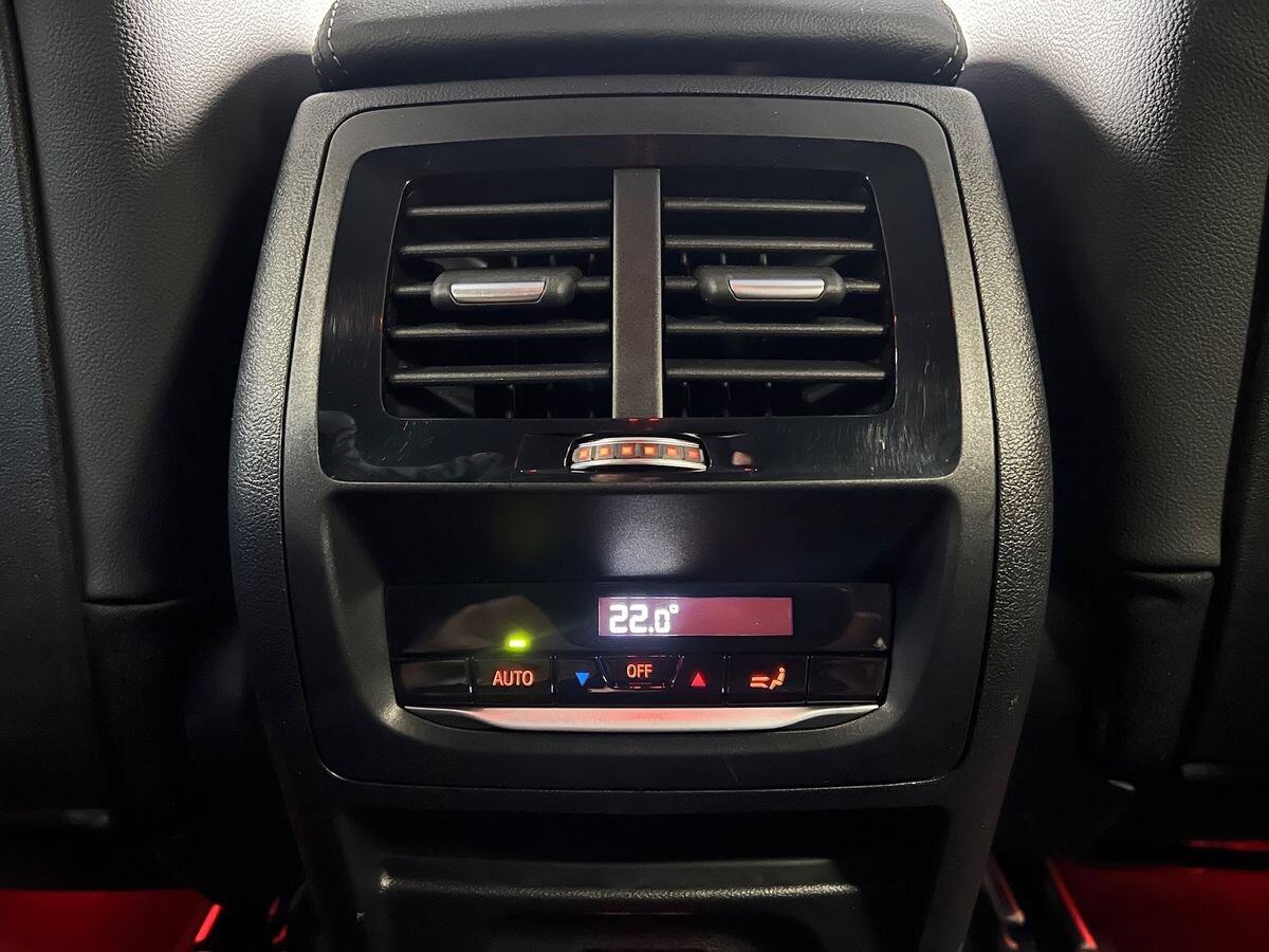 BMW X4 SUV / Terénní 3,0 l 250 kw