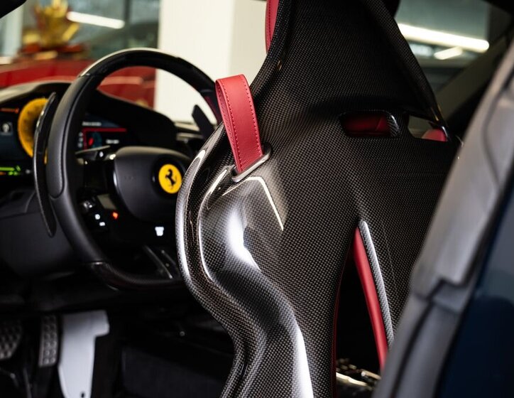 Ferrari SF90 Kupé 4,0 l 736 kw