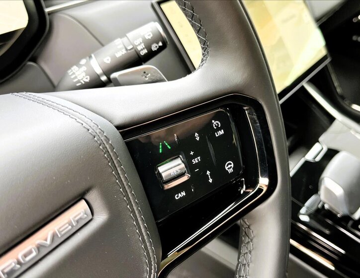 Land Rover Range Rover Sport SUV 4,4 l 390 kw