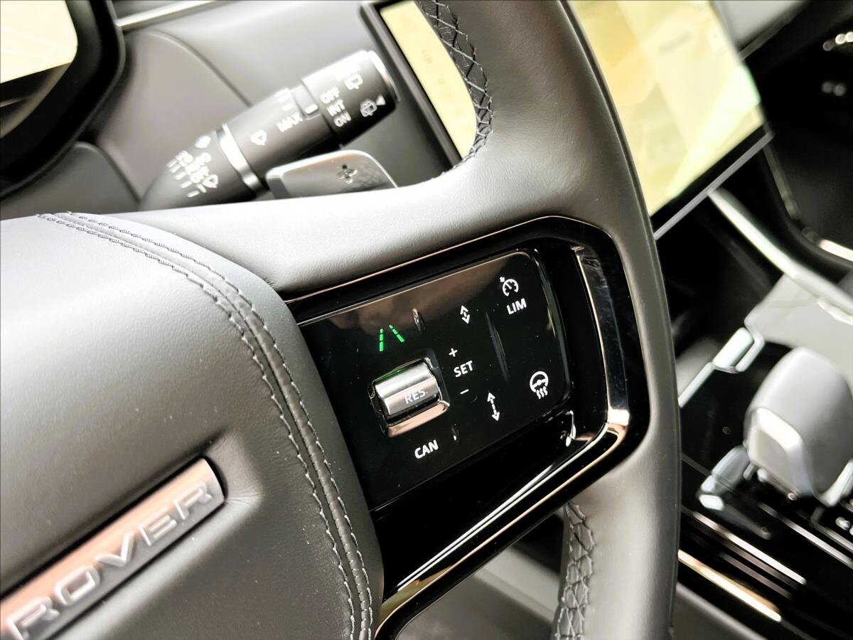 Land Rover Range Rover Sport SUV 4,4 l 390 kw