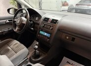 Volkswagen Touran 13