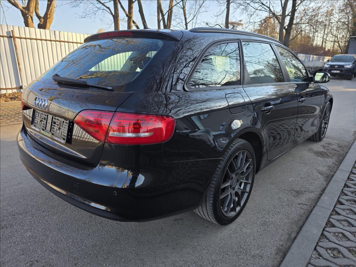 Audi A4 Kombi 2,0 l 100 kw
