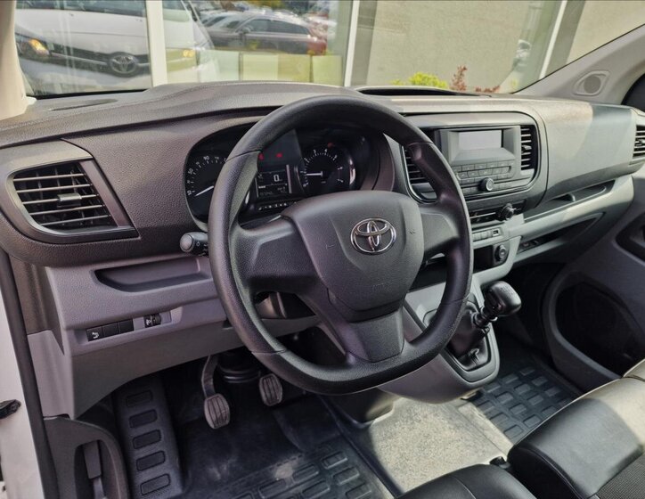 Toyota ProAce Skříň 2,0 l 106 kw