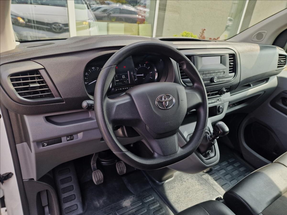 Toyota ProAce Skříň 2,0 l 106 kw