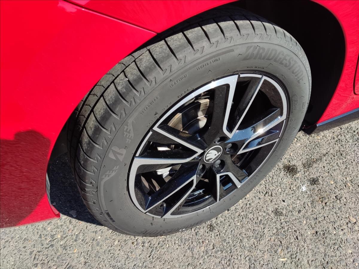 Škoda Fabia Hatchback 1,5 l 110 kw