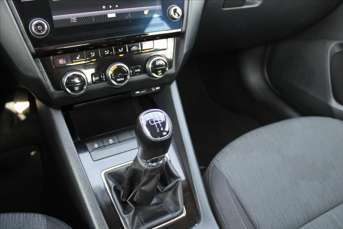 Škoda Octavia Kombi 1,6 l 85 kw