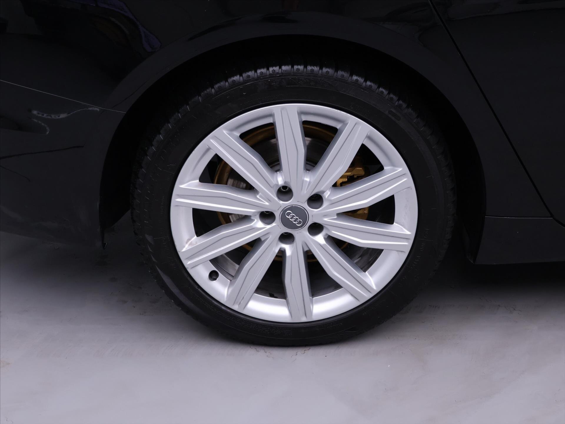 Audi A6 Kombi 2,0 l 150 kw