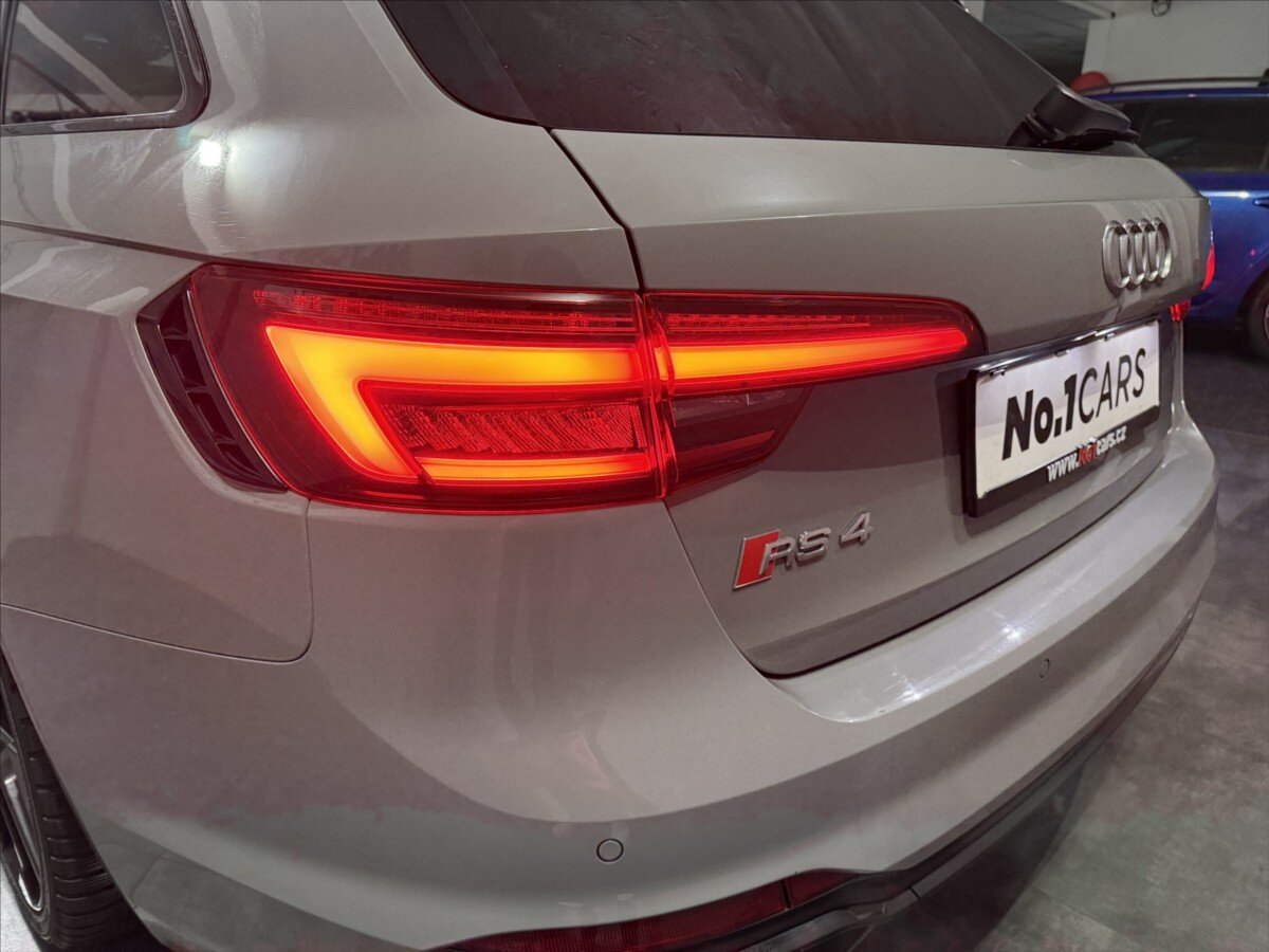 Audi RS 4 Kombi 2,9 l 331 kw