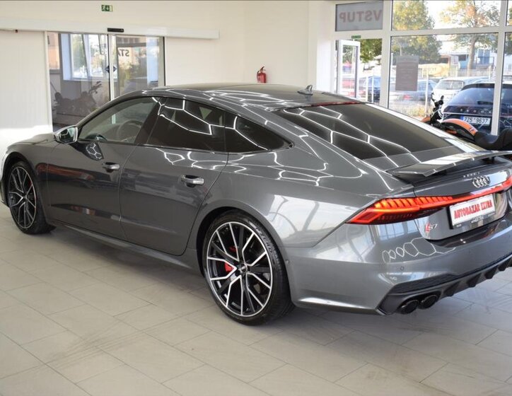 Audi S7 Hatchback 3,0 l 257 kw