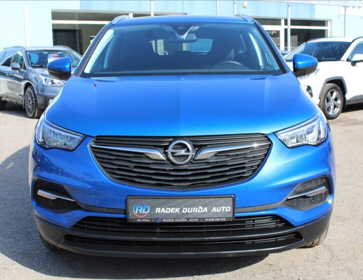 Opel Grandland X SUV / Terénní 1,2 l 96 kw