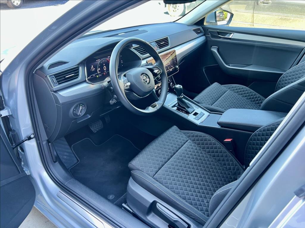 Škoda Superb Kombi 2,0 l 110 kw