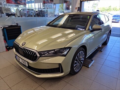 Škoda Superb Kombi 2,0 l 142 kw