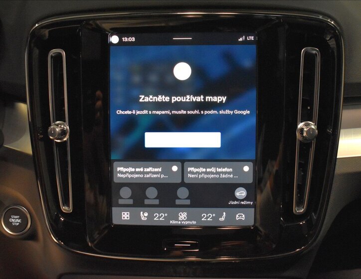 Volvo XC40 SUV / Terénní 2,0 l 145 kw