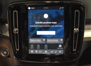 Volvo XC40 SUV / Terénní 2,0 l 145 kw