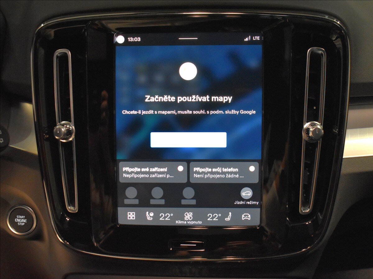 Volvo XC40 SUV / Terénní 2,0 l 145 kw