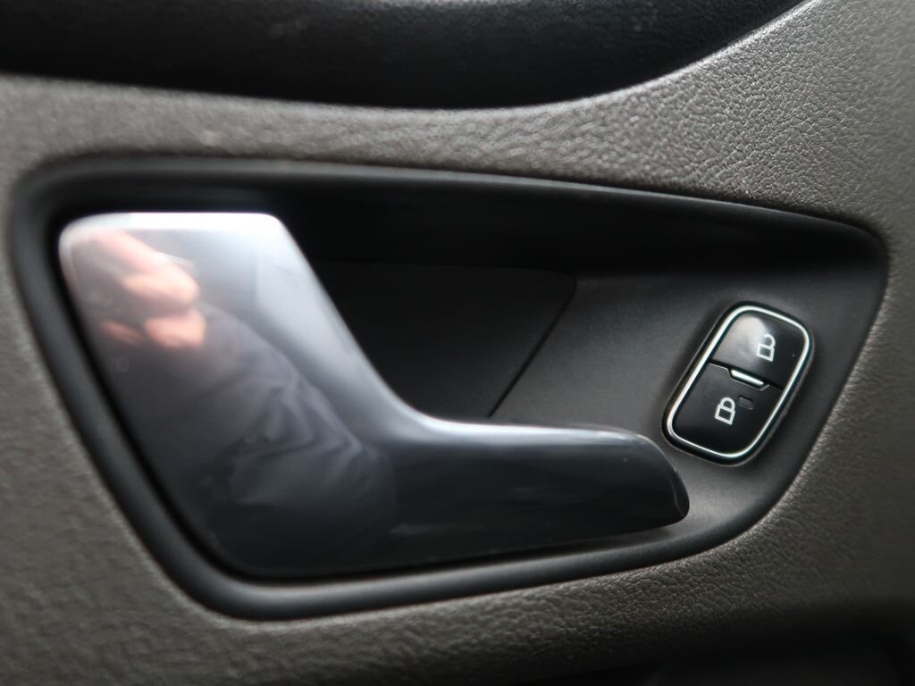 Ford Transit Custom Skříň 2,0 l 77 kw