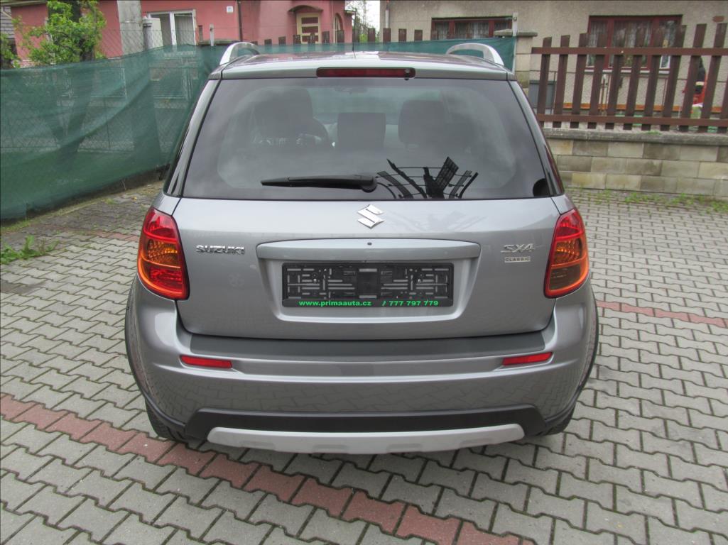 Suzuki SX4