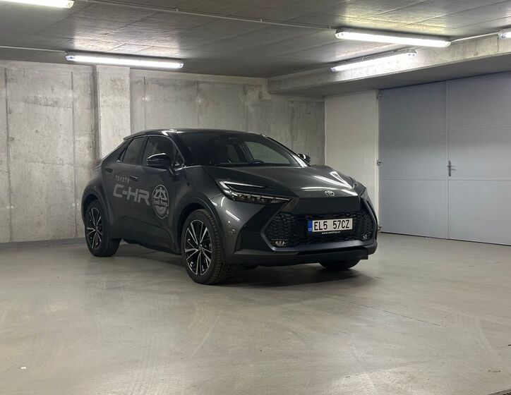 Toyota C-HR 3