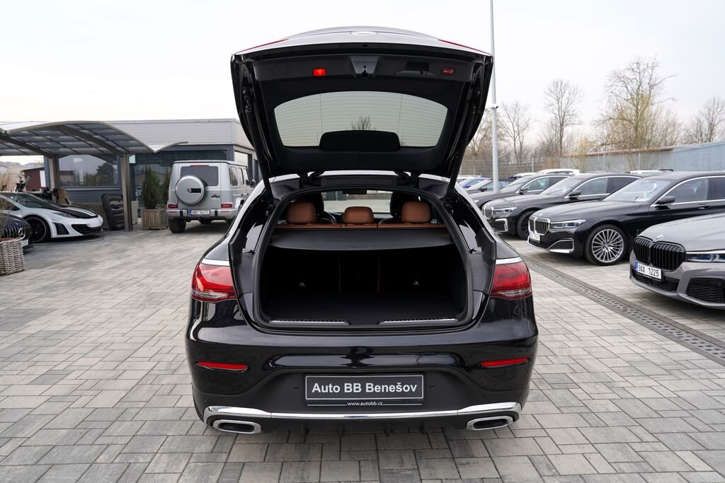 Mercedes-Benz GLC SUV / Terénní 2,0 l 143 kw